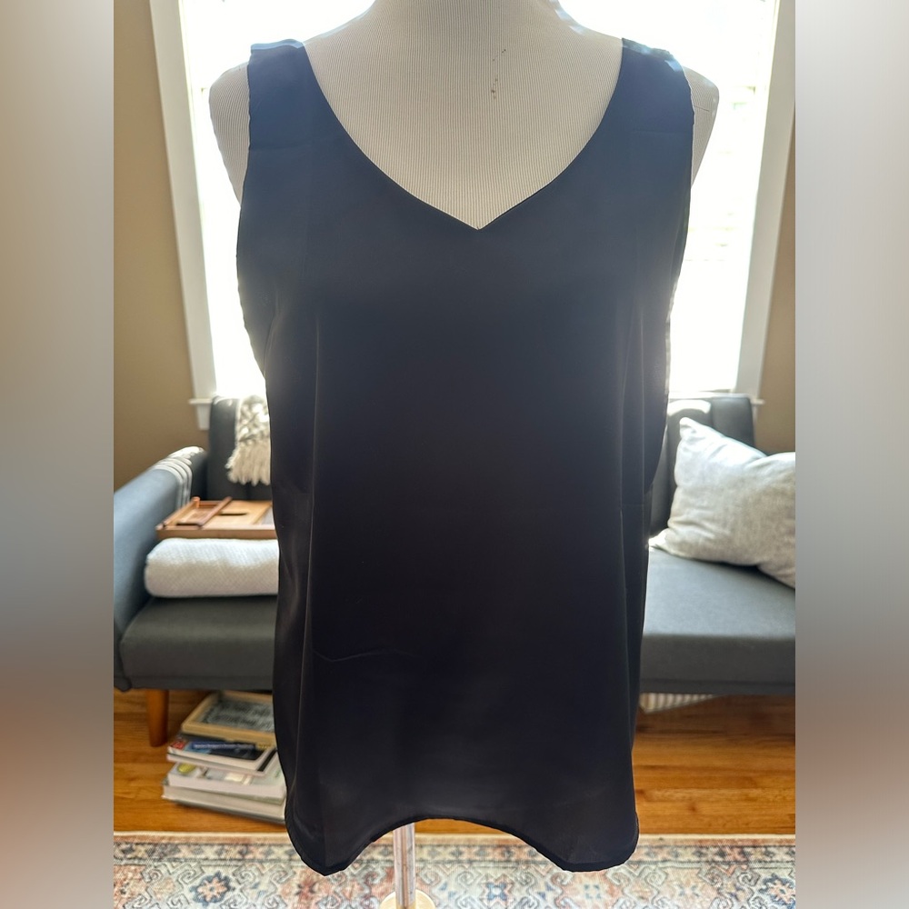 Ekouaer Black Satin Tank Top